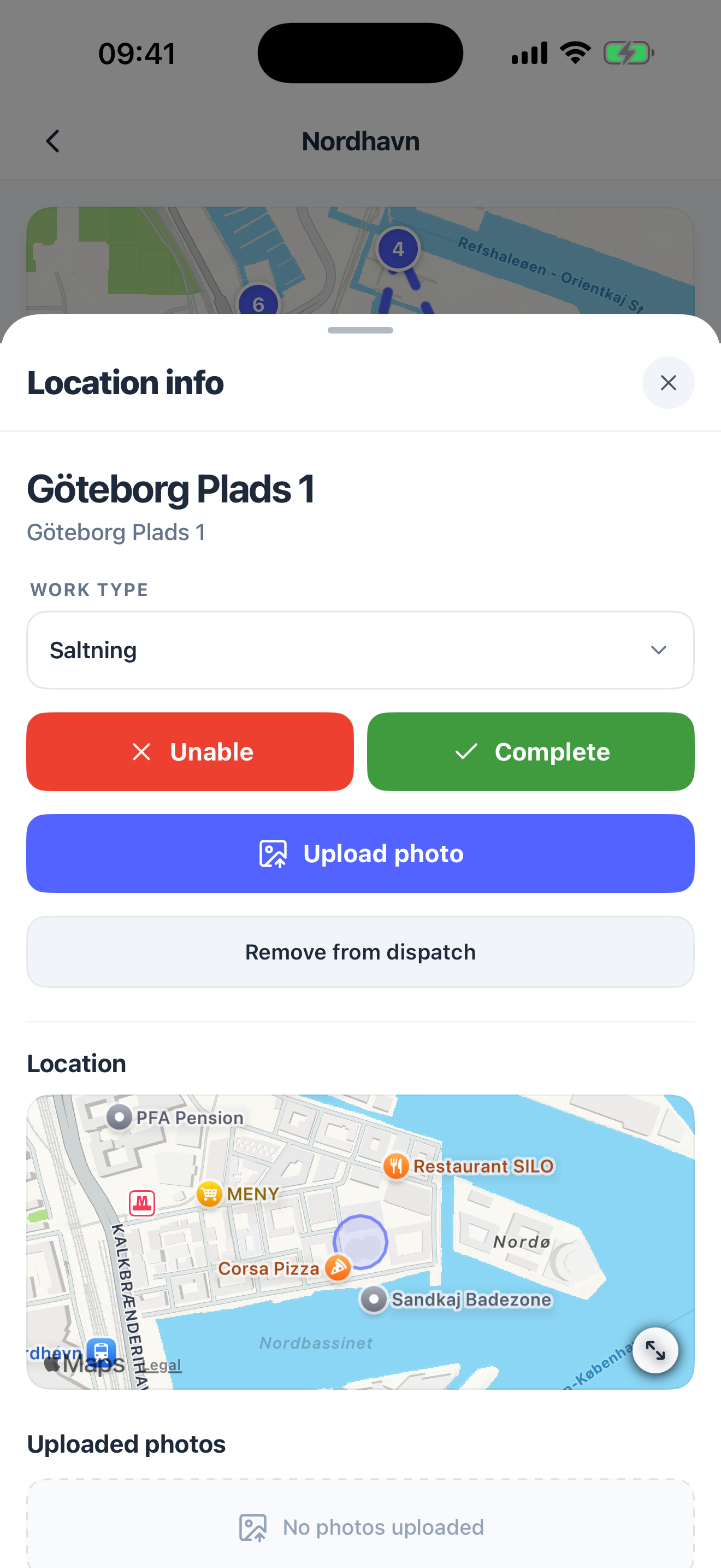 Ett stopp öppnat från ett utkall, med arbetstyp, Ej möjligt och Slutför, Ladda upp bild och kartan över adressen